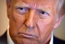 USA und Kolumbien legen Zollstreit wegen Abschiebeflügen bei - Mark Schiefelbein/AP/dpa