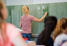 103935631 - 1 - picture alliance / Julian Stratenschulte/dpa