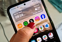 X - Janet K&ouml;nig