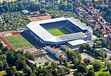 jone0714 schueco - 1 - Sarah Jonek