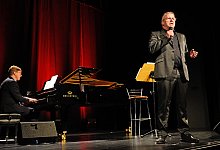 nic1216b - 1 - Nicole Ellerbrake