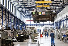 Ministerpr&auml;sident Rhein besucht Rheinmetall - 1 - picture alliance/dpa