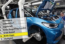 Wachsende Sorgen in der Industrie - 1 - picture alliance/dpa
