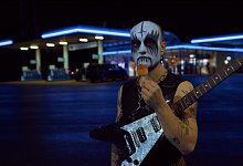 paris_dino_c_arda-funda_2025 - Arda Funda