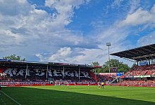 Cottbus, Deutschland 04. August 2024: 3. Liga - 2024/2025 - FC Energie Cottbus vs. DSC Arminia Bielefeld Im Bild: Fanblo - 1 - IMAGO/Fotostand