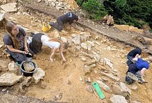 Trench 4 - Yvonne Glandien