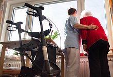 Pflegeheim - 1 - dpa