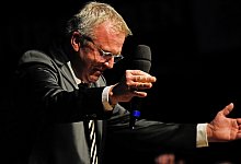 nic5207b - 1 - Nicole Ellerbrake