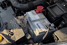 katze-motorhaube - 1 - 1 - Feuerwehr Bad Salzuflen