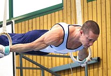 turnen1 - 1 - Oliver König