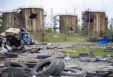 Eine zerstörte Chemiefabrik in Sjewjerodonezk. Beim Kampf um die Großstadt in der Ostukraine scheint es ein Hin und Her zwischen russischen und ukrainischen militärischen Erfolgen und Rückschlägen zu geben. - Unbekannt/GROUPDF/APA/dpa