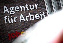 Agentur für Arbeit - Sina Schuldt/dpa