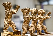 B&auml;ren werden gegossen - Jens Kalaene/dpa