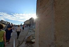 Besucherstrom in Athen - Andrea Warnecke/dpa-tmn