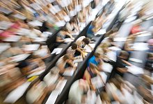 Studenten sitzen im Hörsaal - Uwe Anspach/dpa