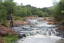Wanderer in der Mhlabashana-Schlucht - Christian Seiz/dpa-tmn