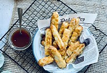 Halloumi-Pommes - Justyna Szamocka/jussilicious-foodblog.de/dpa-tmn