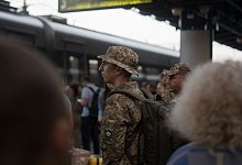 Soldat in Kiew - Hanna Arhirova/AP