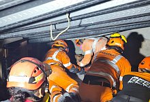 Internat in Indonesien eingestürzt - -/Basarnas/XinHua/dpa