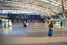 Flughafen Hamburg - Foto: Bodo Marks/dpa