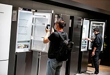 Mehr als 1100 Aussteller zeigen auf der IFA die Neuheiten der Unterhaltungselektronik und der Haushaltsgeräte. - Fabian Sommer/dpa