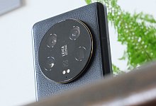 Massiver Kamera-Aufritt - Coman Hamilton/dpa-tmn/Illustration