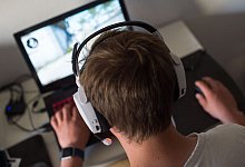 Wenn Computerspielen zur Sucht wird - Foto: Lino Mirgeler