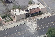 Explosion vor Fruchtbarkeitsklinik in Kalifornien - -/ABC7 Los Angeles via AP/dpa