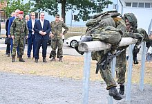 Verteidigungsminister Boris Pistorius besucht Luftwaffe - Bernd Wei&szlig;brod/dpa