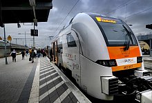 Regionalzug RE6 Köln Bonn Gleis2 - Andreas Frücht