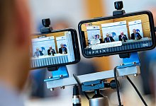 Polizei und Staatsanwaltschaft &auml;u&szlig;erten sich zum Fall eines mutma&szlig;lichen Kindesmissbrauchs in Bergisch Gladbach. Im Missbrauchsfall von Bergisch Gladbach setzt das Landeskriminalamt (LKA) zur Sichtung des kinderpornografischen Materials auch neue Mitarbeiter ein, die keine Polizisten sind. - Marius Becker/dpa