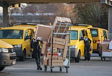 Post-Pakete - Jan Woitas/dpa/Archivbild