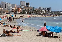 Corona-Zahlen auf Mallorca - Foto: Clara Margais/dpa