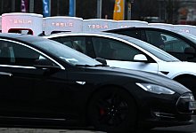 Tesla-Ladestation - Federico Gambarini/dpa