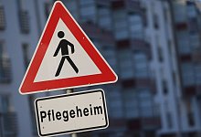 Pflegeheime-Besuche &uuml;ber Weihnachten - Foto: Stefan Sauer/dpa-Zentralbild/dpa-tmn