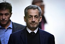 Haftantritt von Frankreichs Ex-Präsident Sarkozy - Julien De Rosa/AFP/dpa