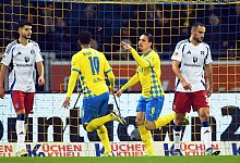 Eintracht Braunschweig - Hamburger SV - Swen Pf&ouml;rtner/dpa