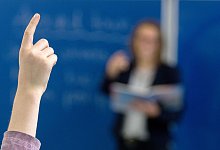 Vorschl&auml;ge gegen Lehrkr&auml;ftemangel vor - Armin Weigel/dpa