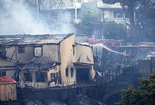Waldbrand bei Athen - Yorgos Karahalis/AP/dpa