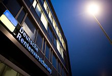 Deutsche Rentenversicherung - Julian Stratenschulte/dpa
