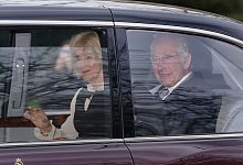 K&ouml;nig Charles III. und K&ouml;nigin Camilla - James Manning/PA Wire/dpa