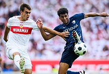 VfL Bochums Abwehrspieler Bernardo (r) - Tom Weller/dpa