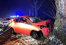 Zwei Schwerverletzte bei Unfall - -/Polizei Oberbergischer Kreis/dpa