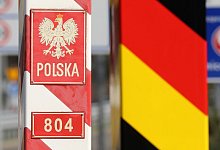 Grenzpf&auml;hle - Foto: Bernd W&uuml;stneck/dpa-Zentralbild/dpa