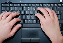 Verschicken von RCS-Nachrichten - Foto: Ole Spata