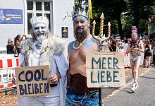 Straßenumzug zum Christopher Street Day (CSD) in Hamburg - Markus Scholz/dpa