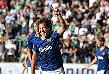 FC Homburg - Holstein Kiel - Harald Tittel/dpa