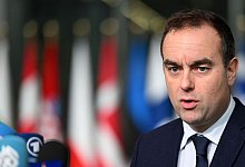 Macron ernennt Verteidigungsminister Lecornu zum Premier - Harry Nakos/AP/dpa