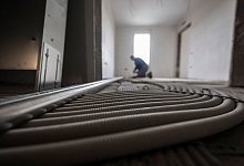 Leerrohre für die Installation von Elektrotechnik in einem Neubau - Marijan Murat/dpa/dpa-tmn