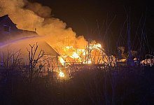 Gro&szlig;brand Unna - -/Feuerwehr Kreisstadt Unna/dpa